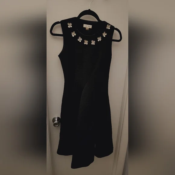 Little black dress - Picture 1 of 2